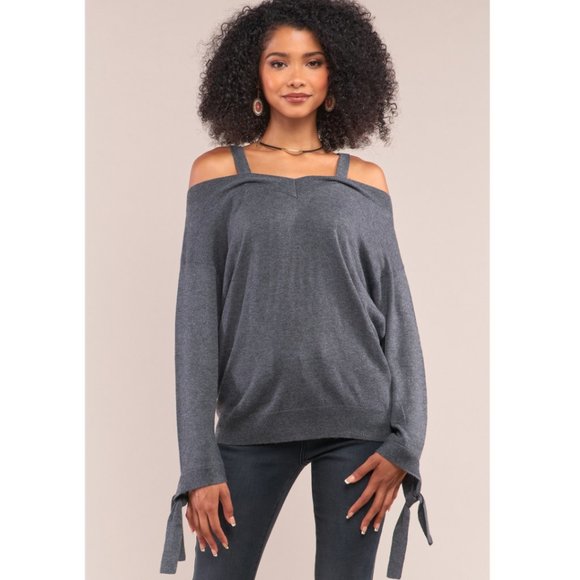 Tops - 🥳HP 11/1🥳🥳Wool Blend Off  Shoulder Top NWT